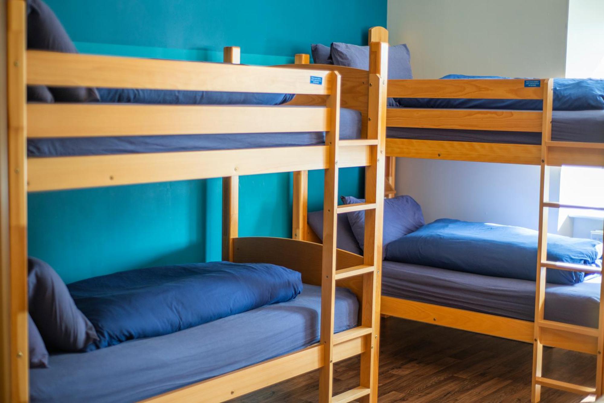 Oban Youth Hostel Exterior photo Bunk beds in a hostel