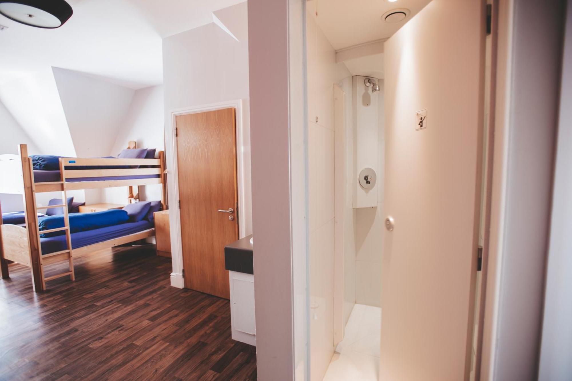 Oban Youth Hostel Exterior photo A typical bedroom in the halls of residence